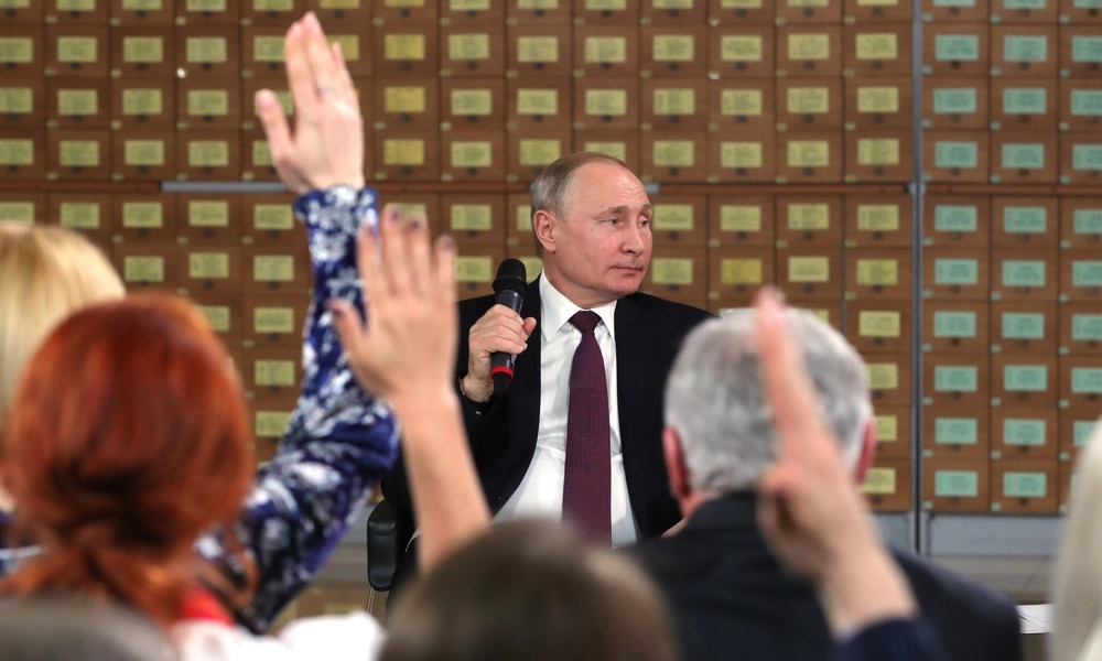 Ultrasi Putina mówią „nie” reżimowi