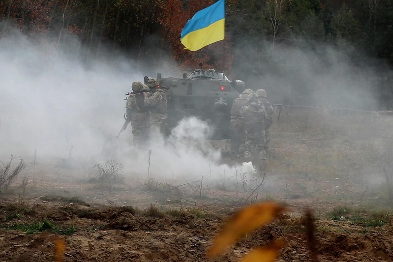 Attack in Donbass, Conference in Munich: Bad Signals for Ukraine