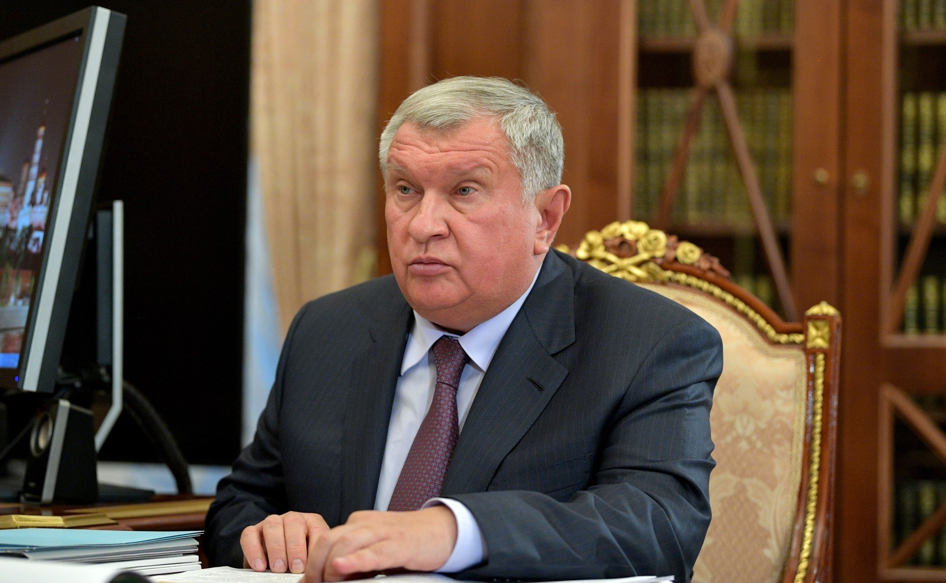 Russian Oil Tycoon Embroiled in War, Sechin Becomes Public Enemy No. 1