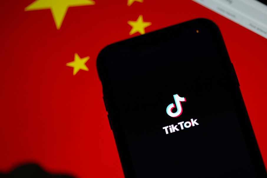 TikTok and WeChat apps banned in the US