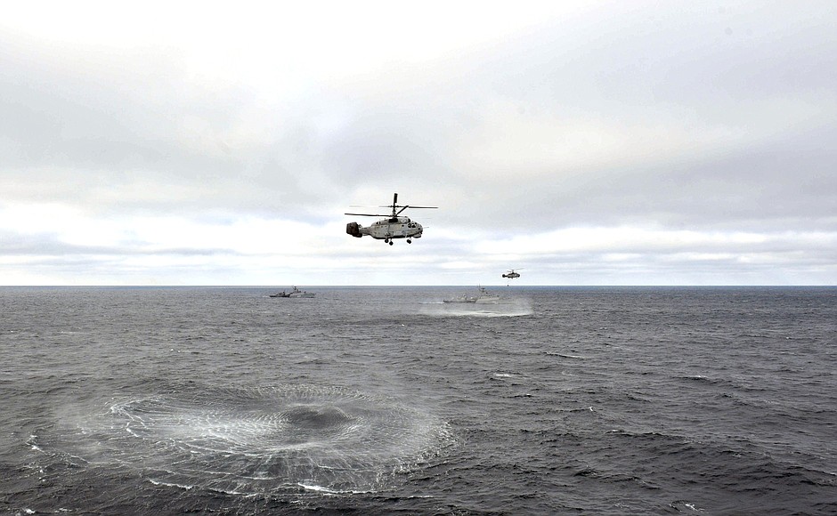 Russian Navy Ships Hold Drills In Norwegian Sea