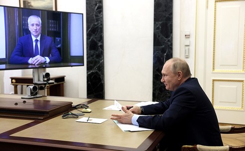 Pokaz siły Putina w regionach. Nie chodzi tylko o wymianę gubernatorów