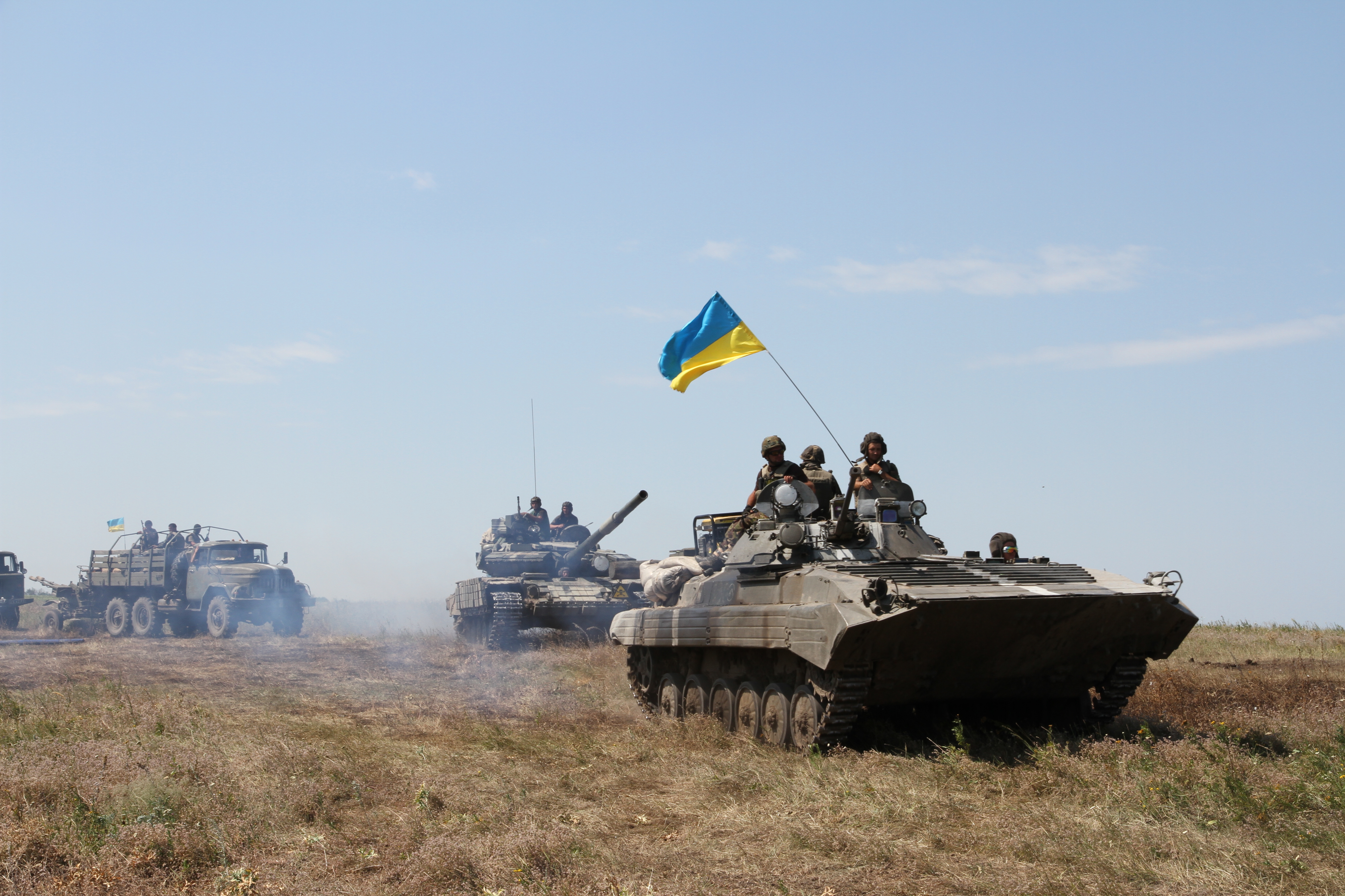 Comparing Western supplies and Ukrainian losses in the war against Russia