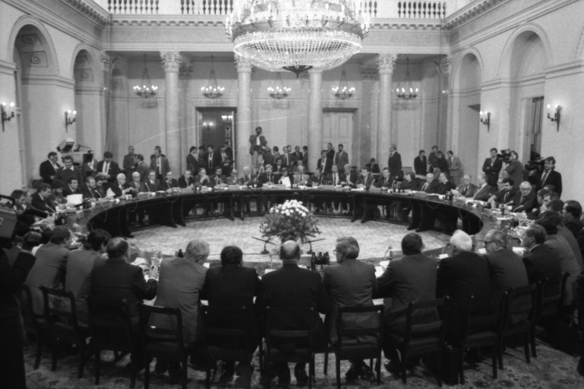 Poland as a Model of Political Transformation for the Global South